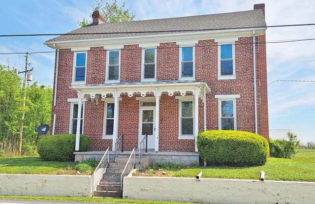 3 Bed / 1-1/2 Bath Single Family w/2 Car Garage photos photos