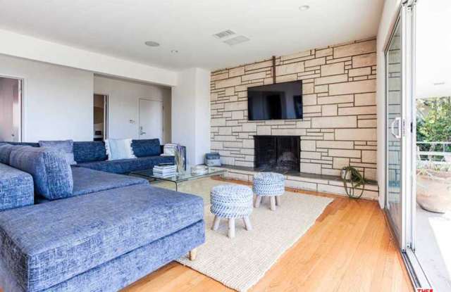 7126 MACAPA Drive Gallery 4