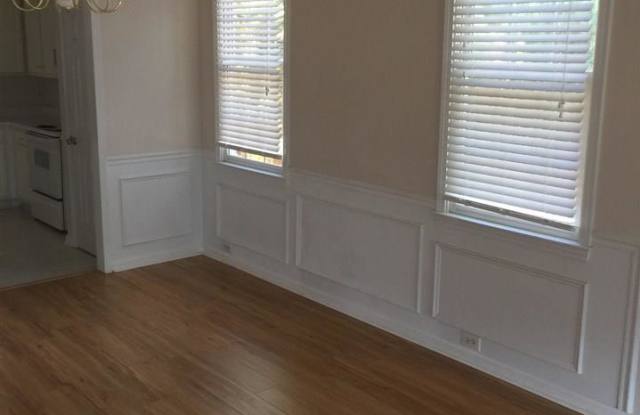 5218 Greyfield Boulevard Gallery 2