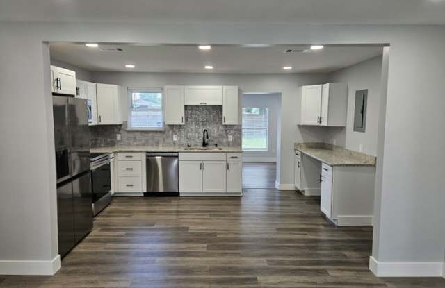 6207 Glenwood Drive photos photos