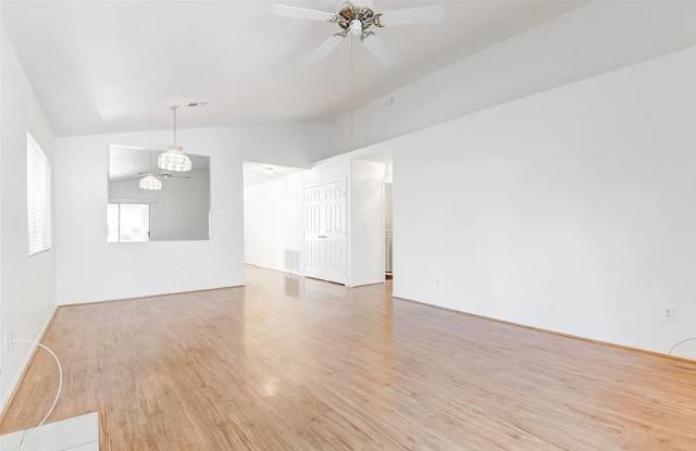 5920 Taj Mahal Dr Gallery 2