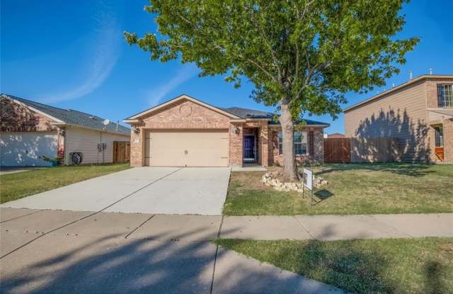 636 Noble Grove Lane - 636 Noble Grove Lane, Fort Worth, TX 76140