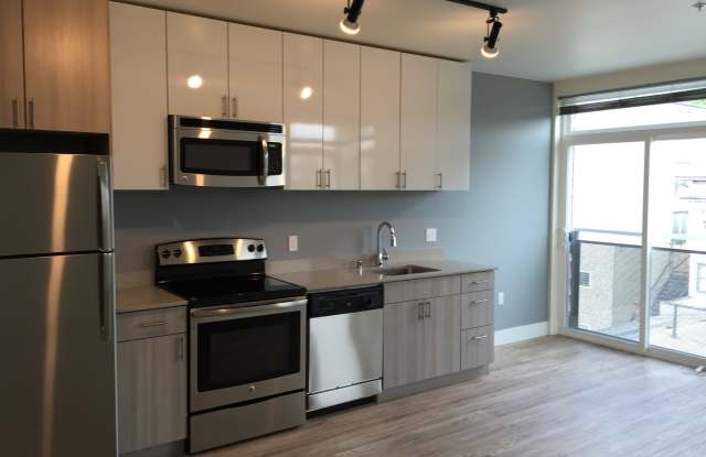 The Local 422 photos photos