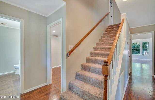 24 Chesterfield Lake Drive Gallery 4