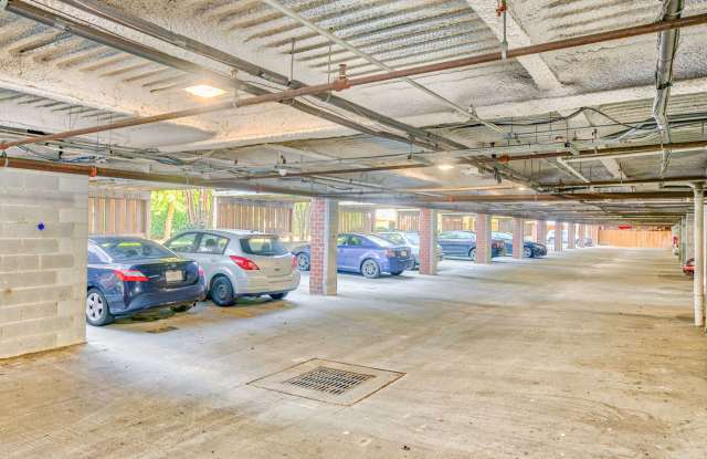 Marshall Park Townhomes Student Housing Gallery 4