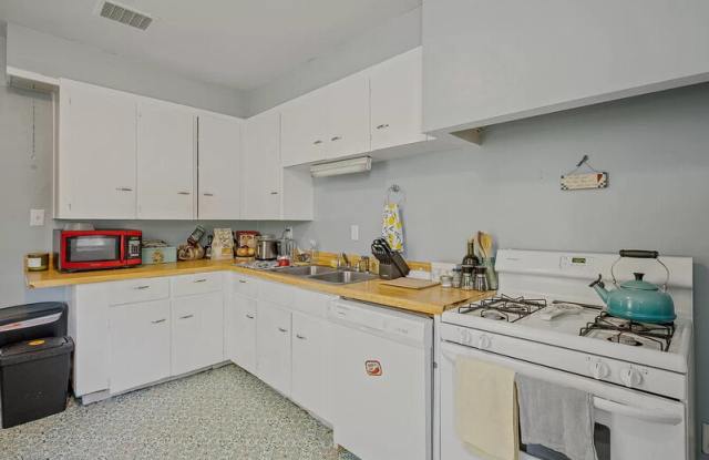 514 Crescent Street Northeast photos photos