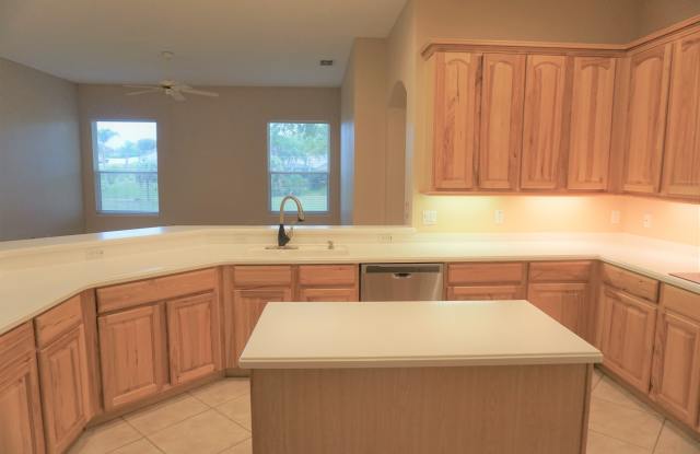 4040 Greystone Dr Gallery 3