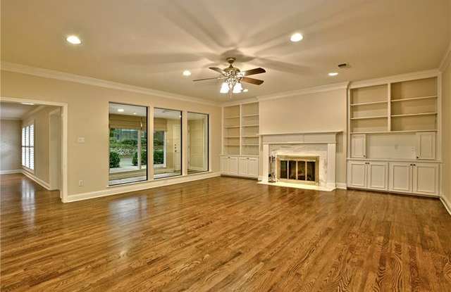 3904 Inwood Road Gallery 2