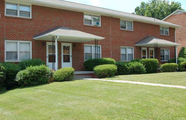 Apartment Heights Drive Gallery 3
