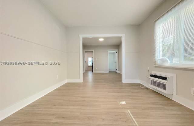 1836 Dewey St - 1836 Dewey Street, Hollywood, FL 33020
