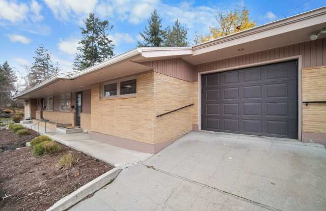 Manito House photos photos Manito House photos photos