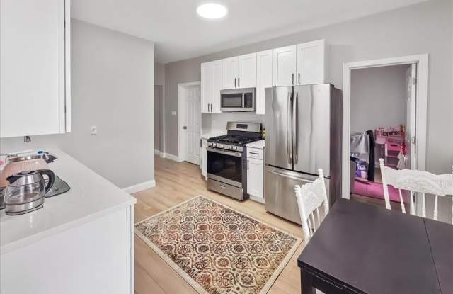 109 Division Avenue 2 photos photos