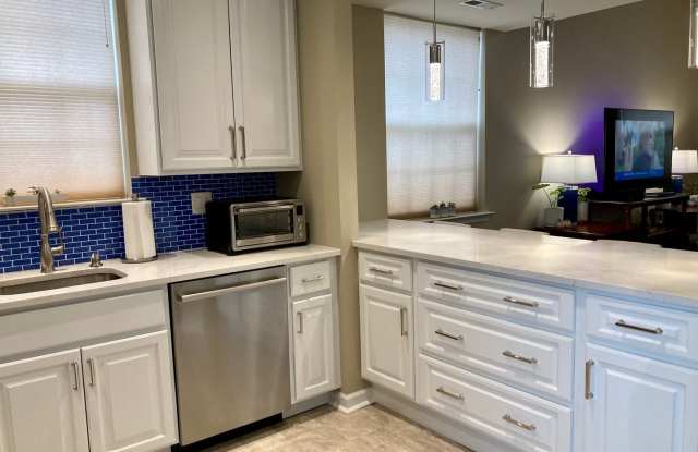 3 Bedroom, 2 Bath home in Brookland Terrace Gallery 4