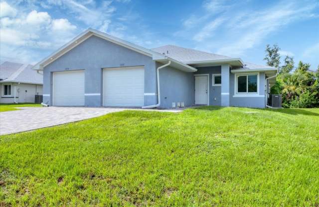 Duplex Unit For Rent In Port Charlotte Gallery 4