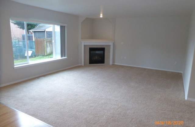 5225 NE 11th Ct Gallery 2