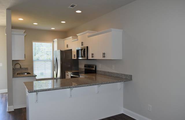 543 Hardy Point Gallery 2