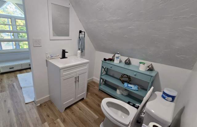 157 South St photos photos