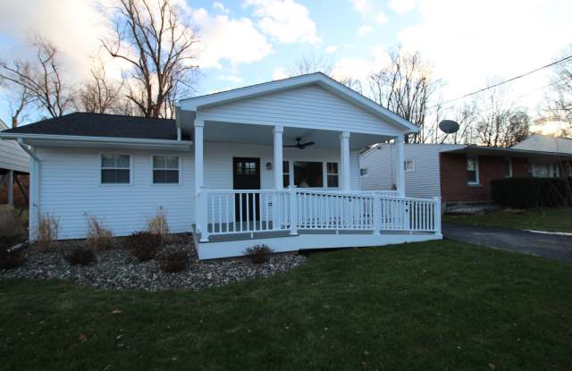Fully ADA accessible 2 bedroom, 1 bathroom single level private home in Uptown Kingston, NY Gallery 1