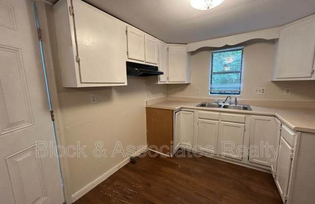 3910 Honan Dr Gallery 2