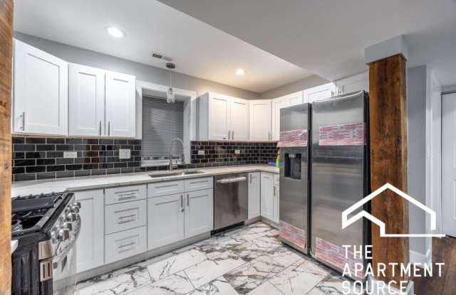 3328 West Congress Pkwy. photos photos