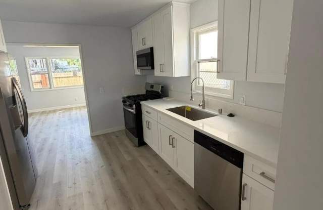 2563 L St photos photos