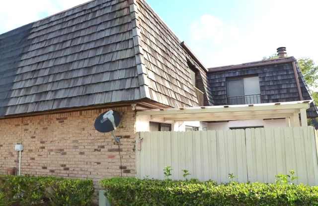 1526 Winter Green Blvd - 1526 Winter Green Boulevard, Casselberry, FL 32792