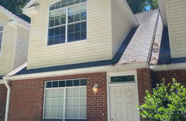 Updated Three bedroom/two bath townhouse off Blairstone Road! - 1715 Kay Avenue, Tallahassee, FL 32301
