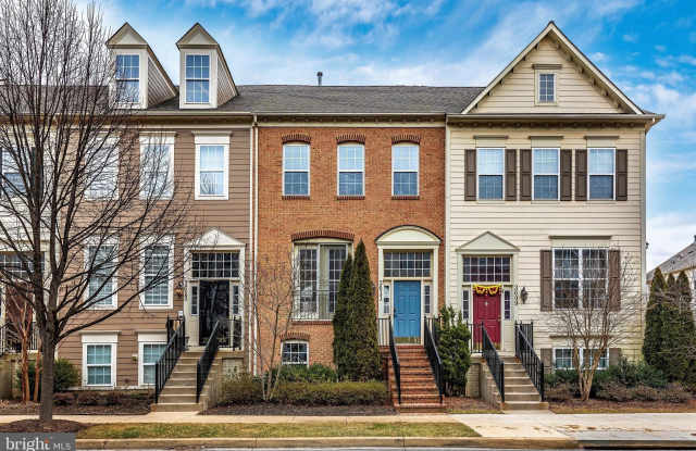 3611 SPRIGG STREET S photos photos