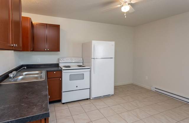 3 Bedroom, Single-story Townhomes for rent in Marshalltown, IA Gallery 2