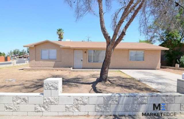 3015 North 77th Avenue - 3015 North 77th Avenue, Phoenix, AZ 85033