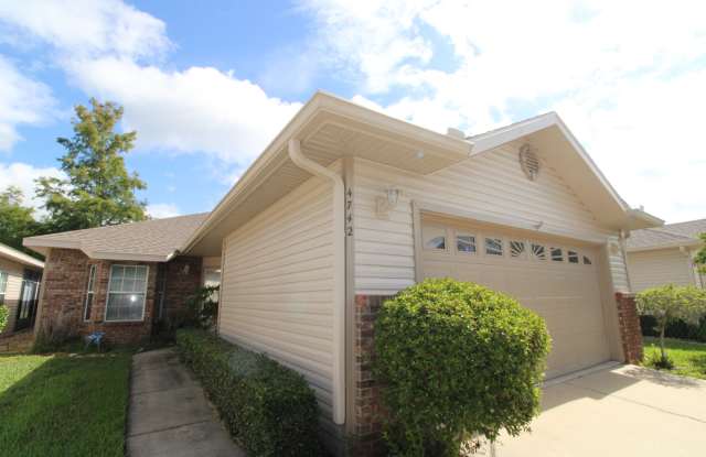 4742 Northwest 79th Road photos photos