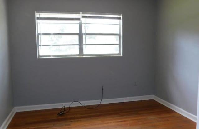 $500 OFF AUGUST 2026 RENT! Walk to Westside Park! Gallery 4