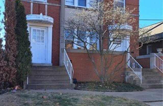 3928 Fillmore Street photos photos