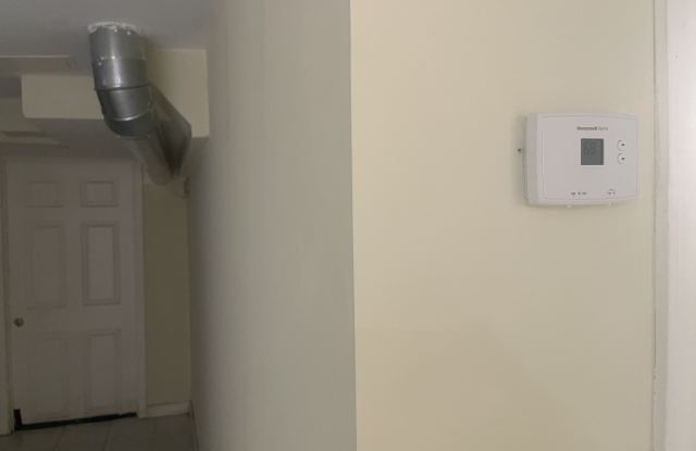 1744 W Foster Ave photos photos