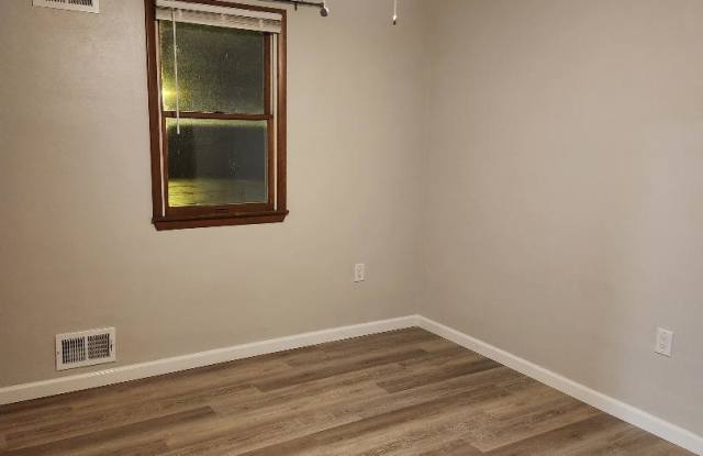 205 Greenside Ave Gallery 1