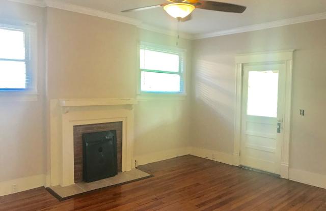 2360 Forbes Street Gallery 3