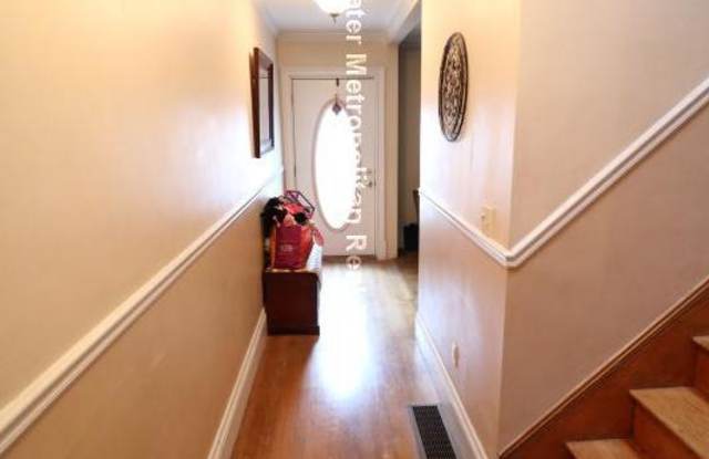 661 East 6th St. Gallery 3