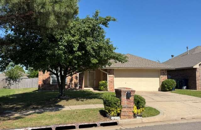 New flooring and paint!  Cute 3 bed, 2 baths with a 2 car garage home for rent, community pool! Near Sooner and I-240 so close to Tinker! Gallery 1