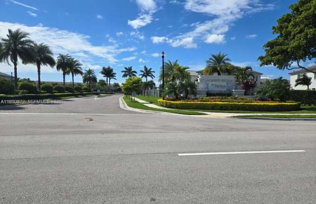 2615 SE 12th St photos photos