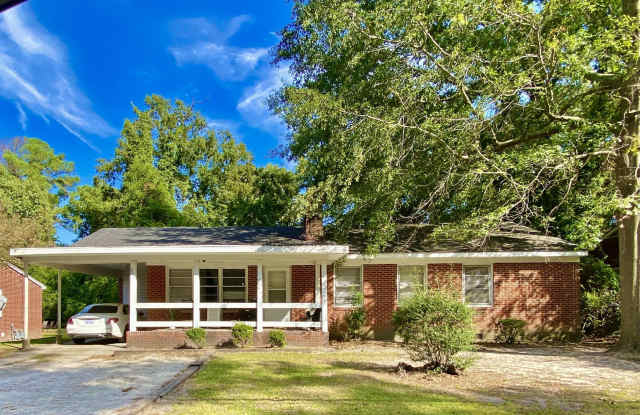 203 S Elm Street photos photos