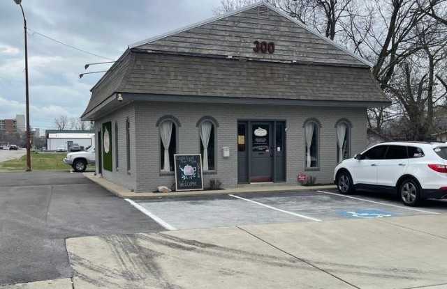 300 College Street - 300 College Street, Bowling Green, KY 42101