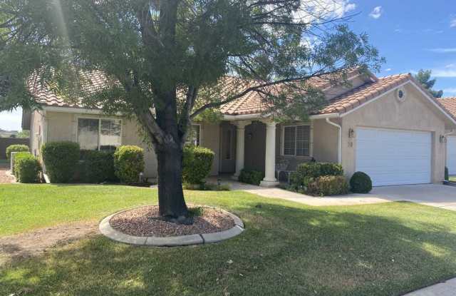 Charming Home Near Mathis Park photos photos