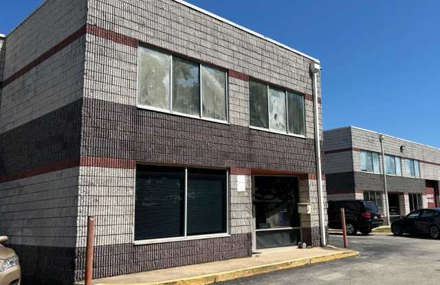 7851 BEECHCRAFT Avenue Gallery 2