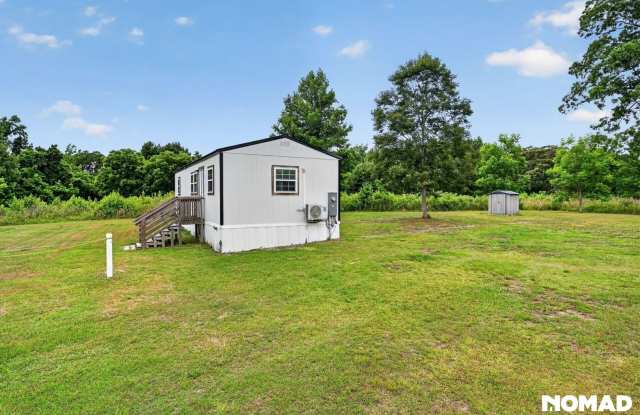 Charming 1BR House in Winnabow Gallery 1