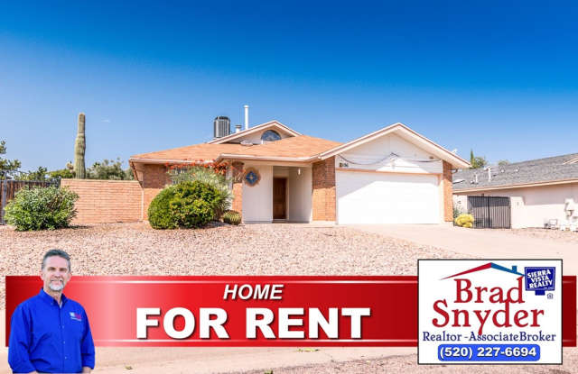 Contemporary home with 3 bedrooms, 2 bath, 2 car garage, A/C, Fenced Yard photos photos