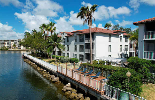 Town Aventura Gallery 3