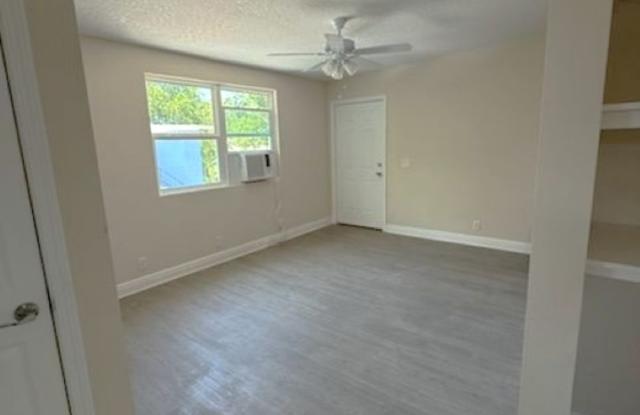 1550 Morgan Street, Jacksonville, FL 32209 photos photos