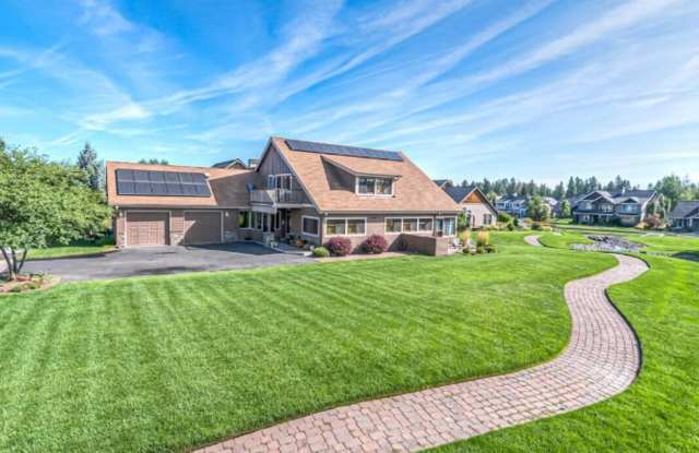 Stunning 4-bedroom/2-bath with pristine Mt. Views in Pine Meadow! photos photos