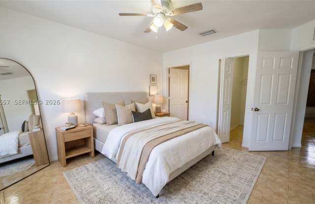 6676 SW 115th Ct Gallery 2