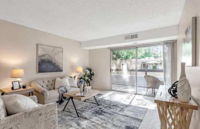 288 Tradewinds Dr Apt 6 Gallery 4